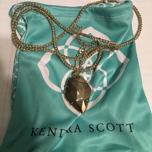 NWOT Kendra scott Corla necklace - pyrite