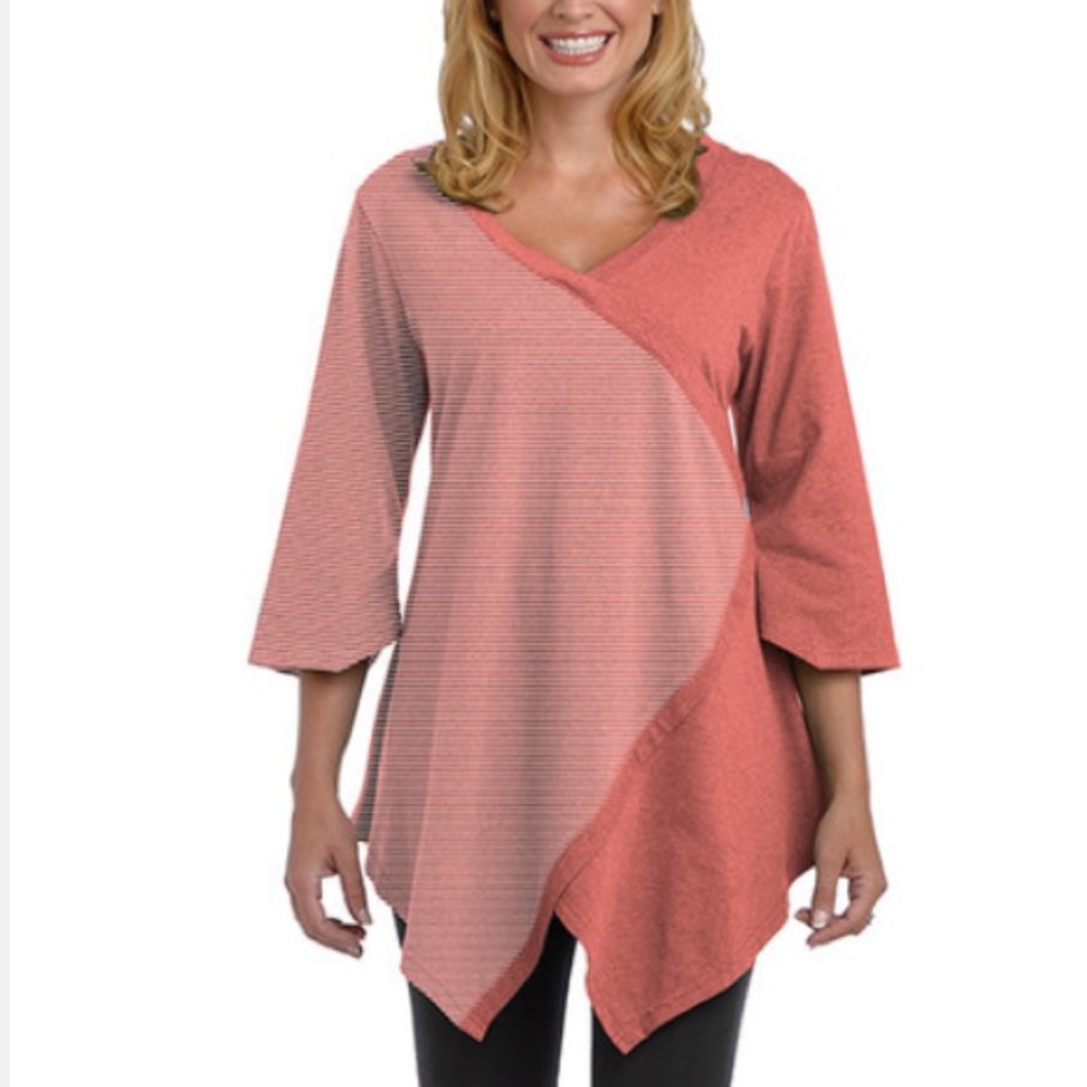 🍒BUNDLE to SAVE🍒lur- Coral & Cloud Stripe Tunic