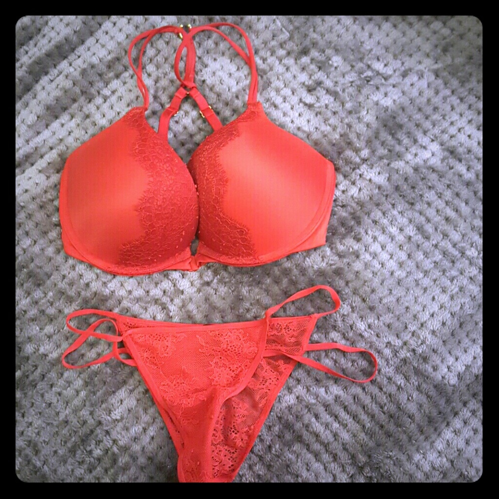 Victoria's Secret Bombshell Itsy Mini set 32D/XS - Picture 1 of 4