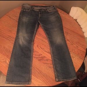 Silver Jeans. Tuesday Jeans. Plus Size 22/33