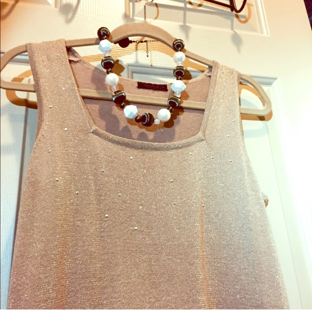 💝Sleeveless Gold Top with Small Silver Studs💝