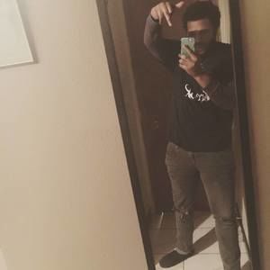 Meet your Posher, Damien