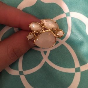 Kendra Scott carmen ring. Size 7 - gold
