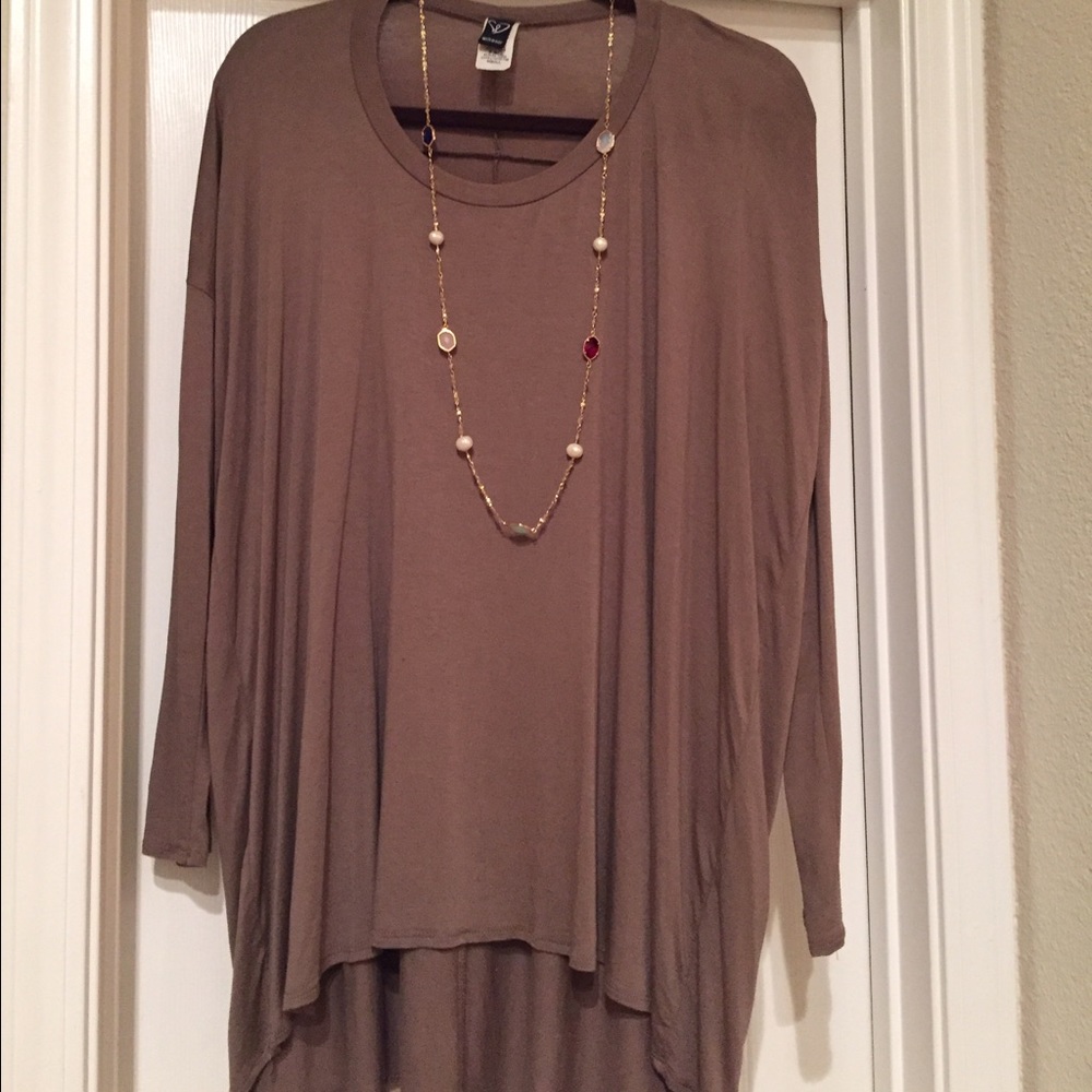 Flowy loose top