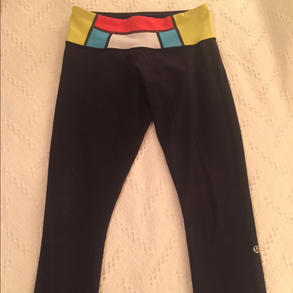 Lululemon Size 4 Wonder Under Leggings ✨✨✨