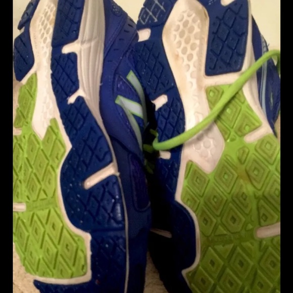 New Balance Shoe - Picture 4 of 4