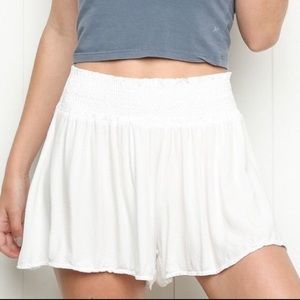 Brandy Melville Jolene shorts