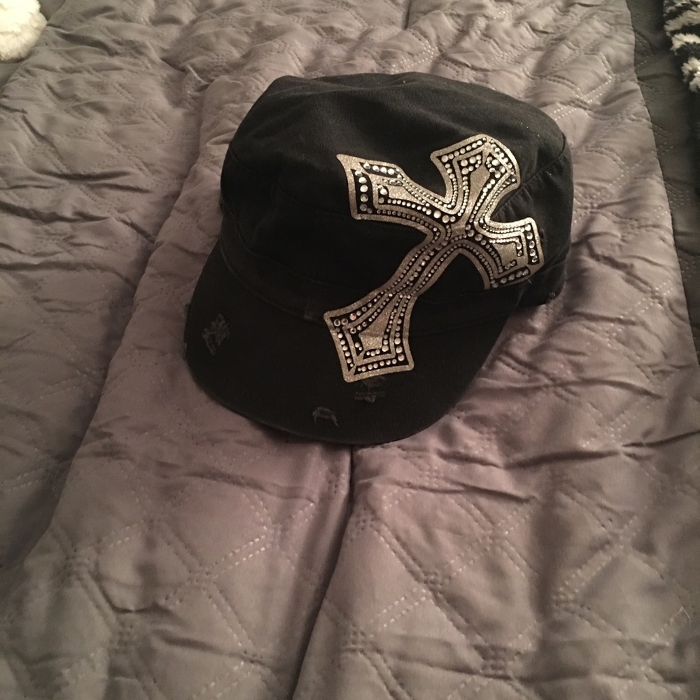 Ladies black hat