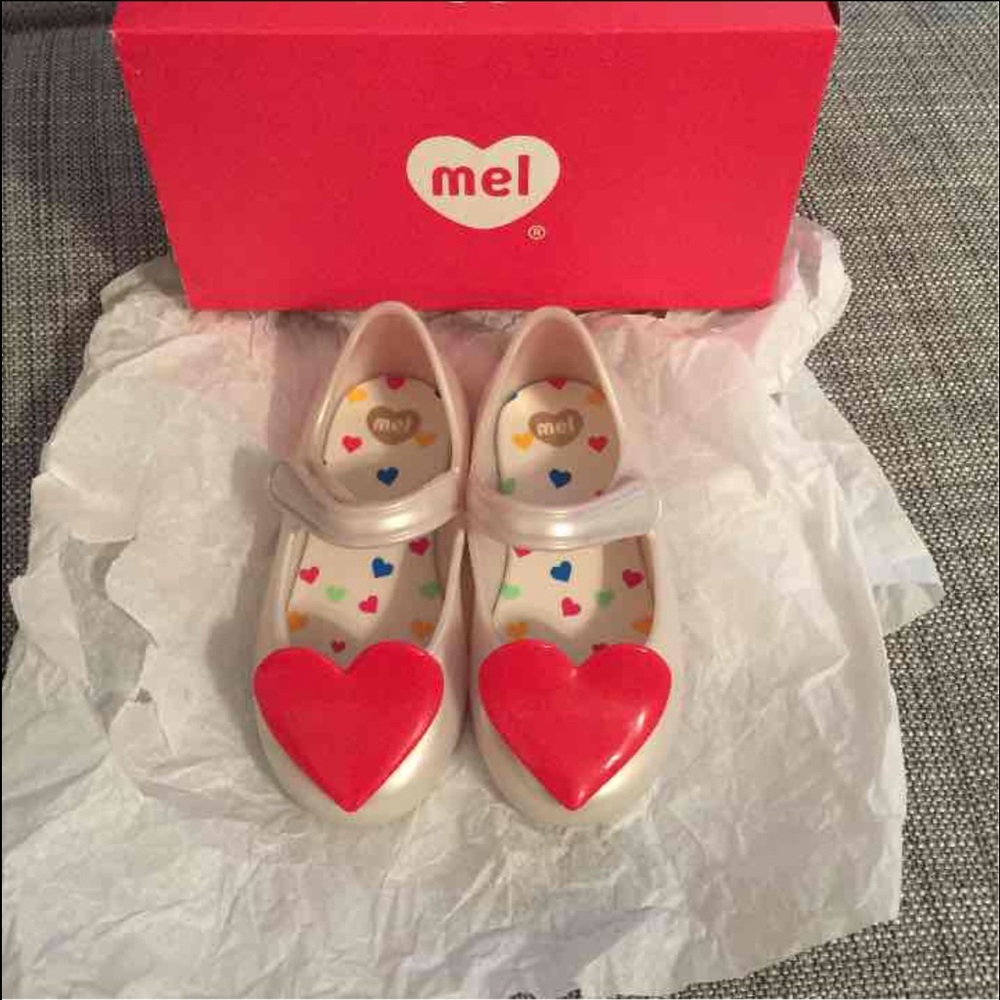 Mel by Mini Melissa heart sandal