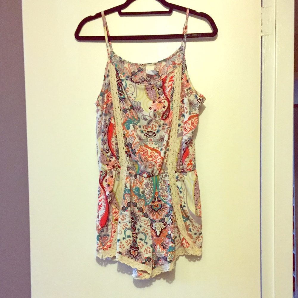 Patterned multi color romper