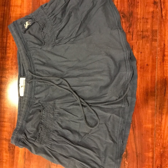 ❤️ABERCROMBIE tennis skirt - Picture 2 of 3
