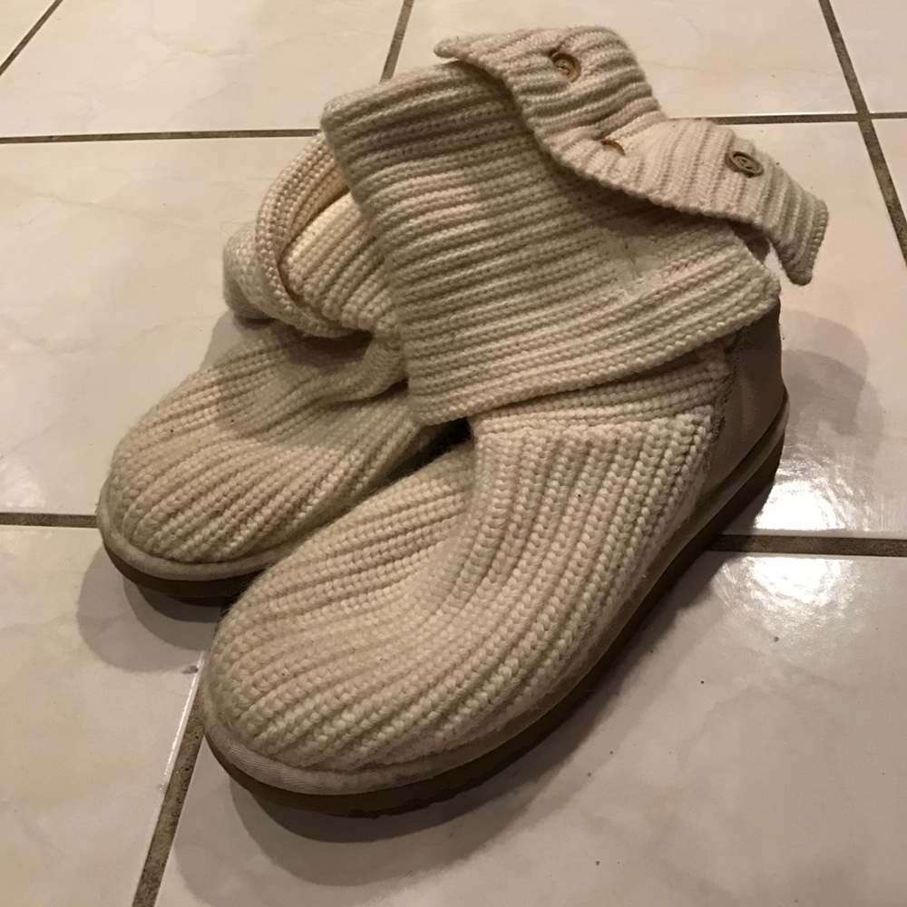 White Knit Uggs