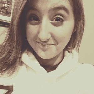 Meet your Posher, Sabrina