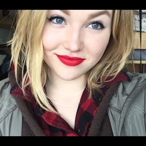 Meet your Posher, Tori