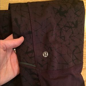 Lululemon crops, sz 8