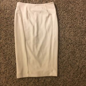 Off White pencil skirt with gold back zipper