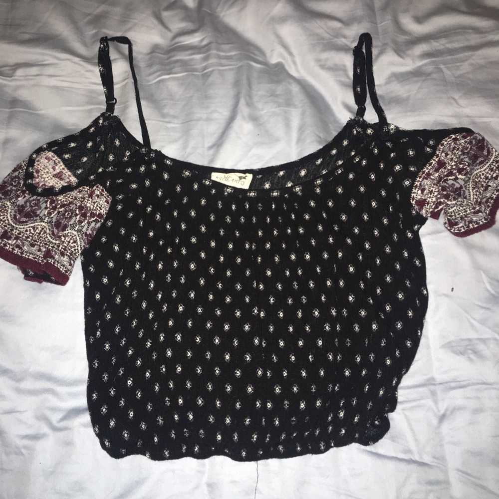 hollister crop top