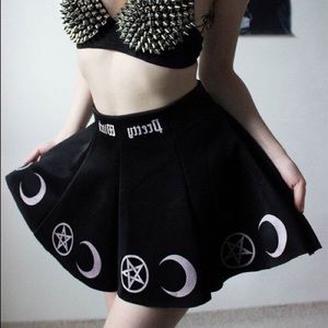 Witchy tennis skirt 👽🔮🎾