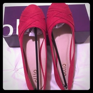 Red Ollio® ballet flats