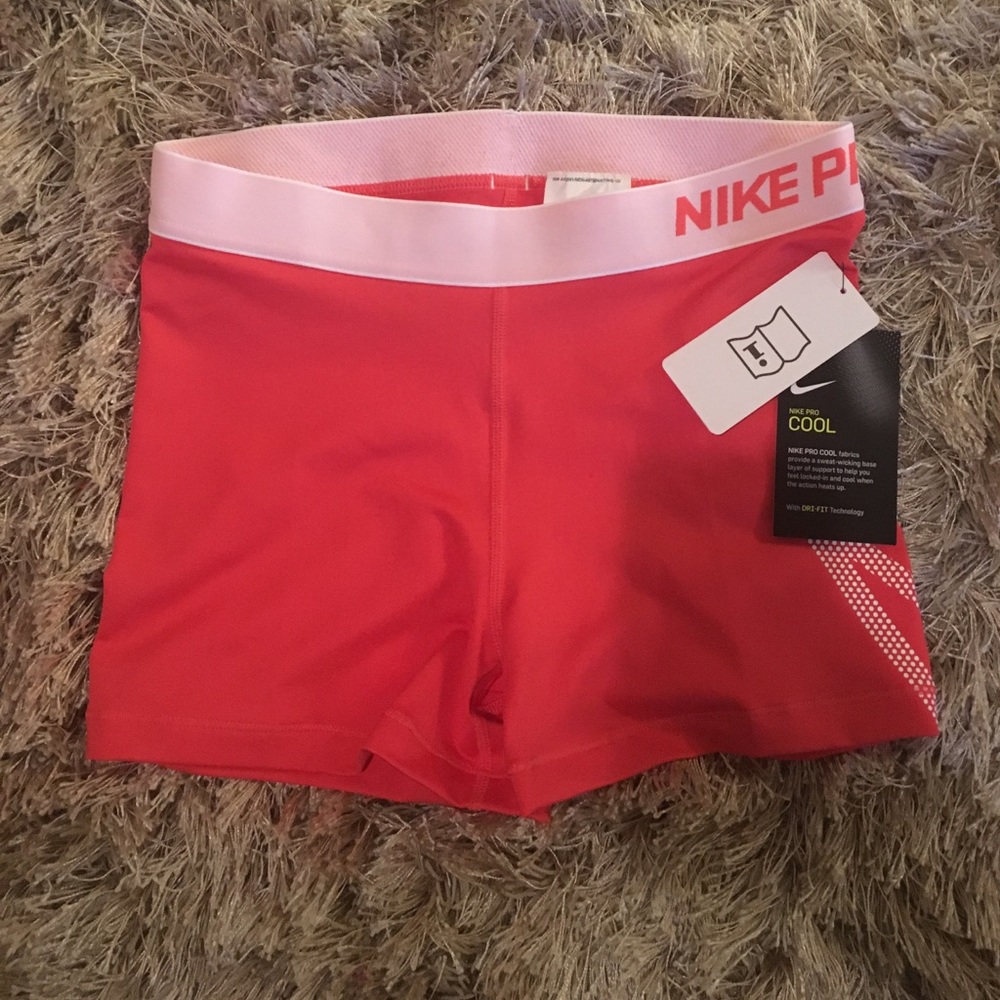 NIKE PRO SHORTS