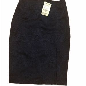 Bebe paisley pencil skirt