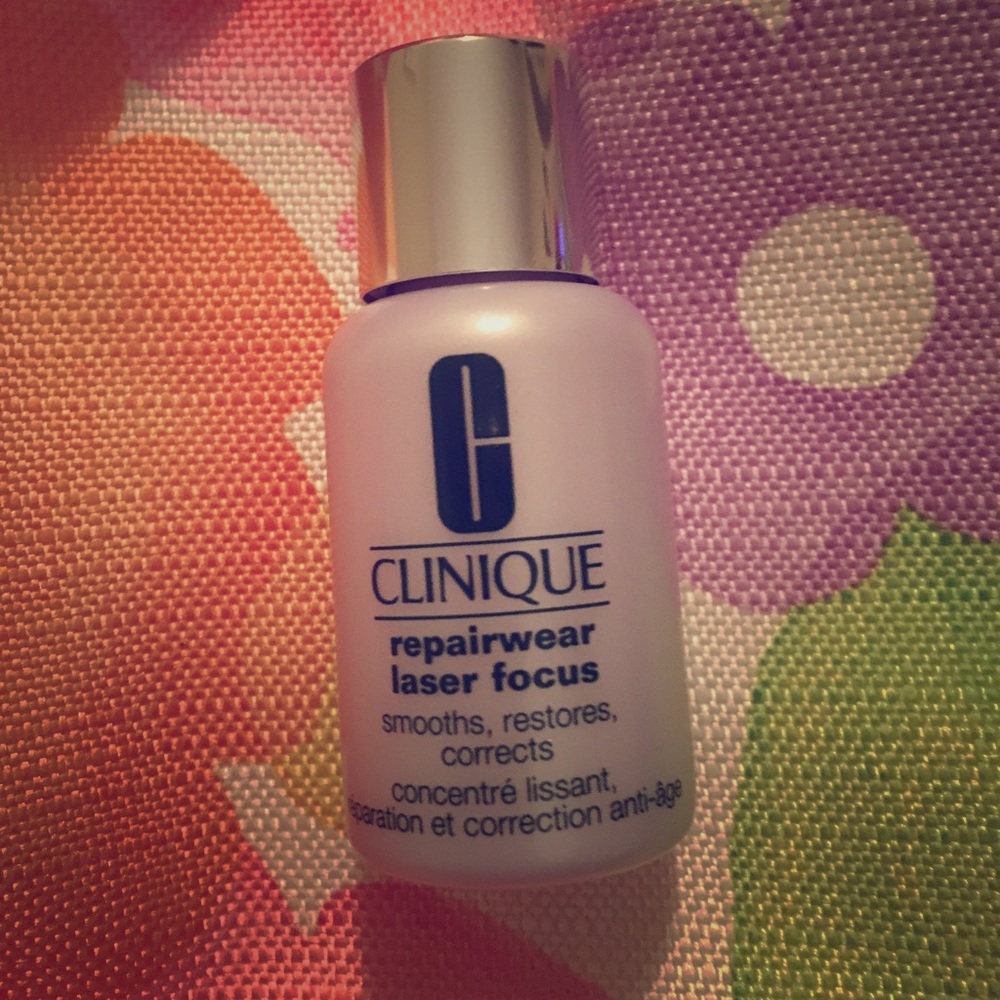 Clinique repair wear