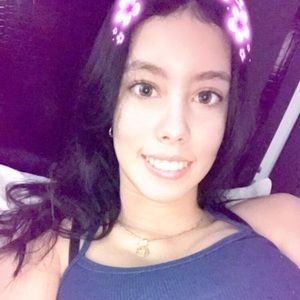 Meet your Posher, Evelin