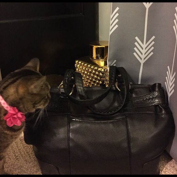 🚫GONE🚫 Black Purse - Picture 2 of 4