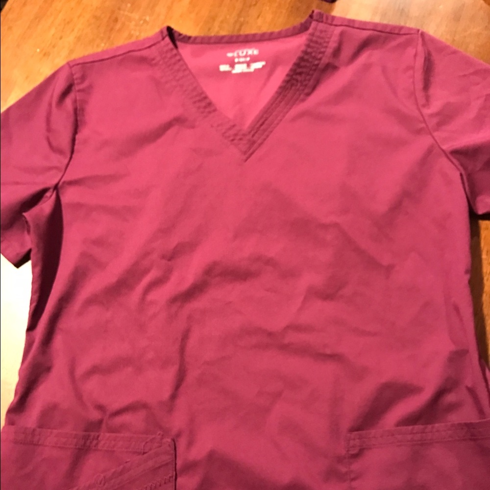 Scrub top