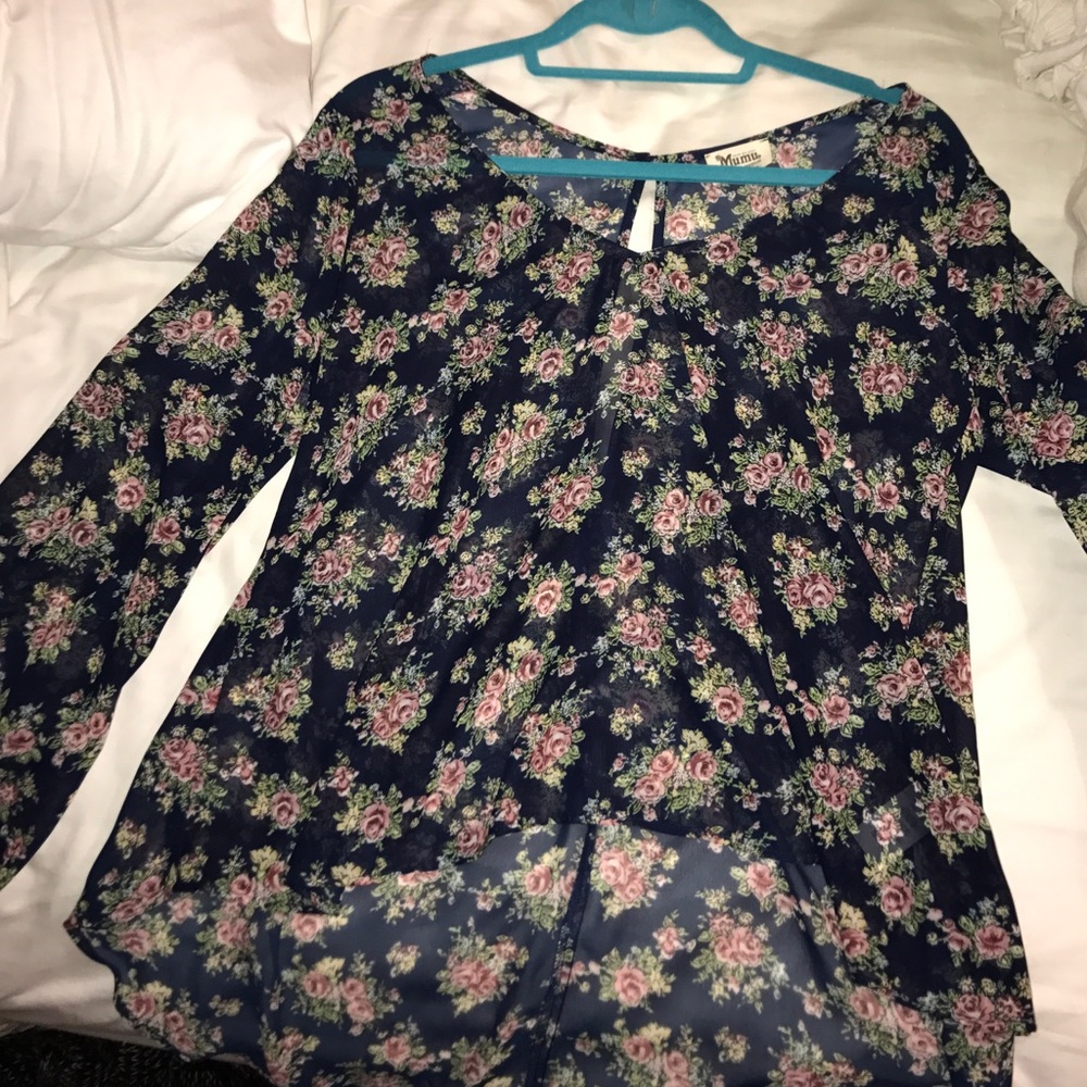 Show Me Your MuMu top