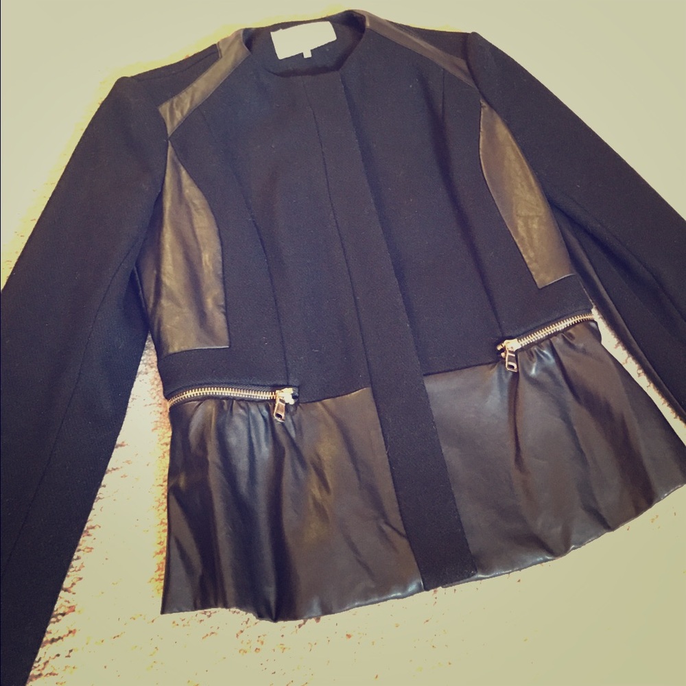 Zara Stylish Wool & Leather Jacket ❤️