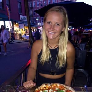 Meet your Posher, Sabina