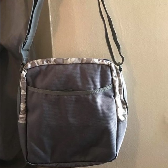 gravis messenger bag