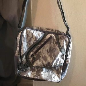 gravis messenger bag