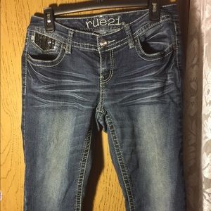 Rue21 stonewashed capris