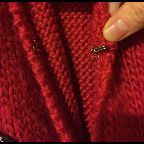 [SOLD]Maje Beautiful Red Sweater Cardigan - Picture 6 of 8