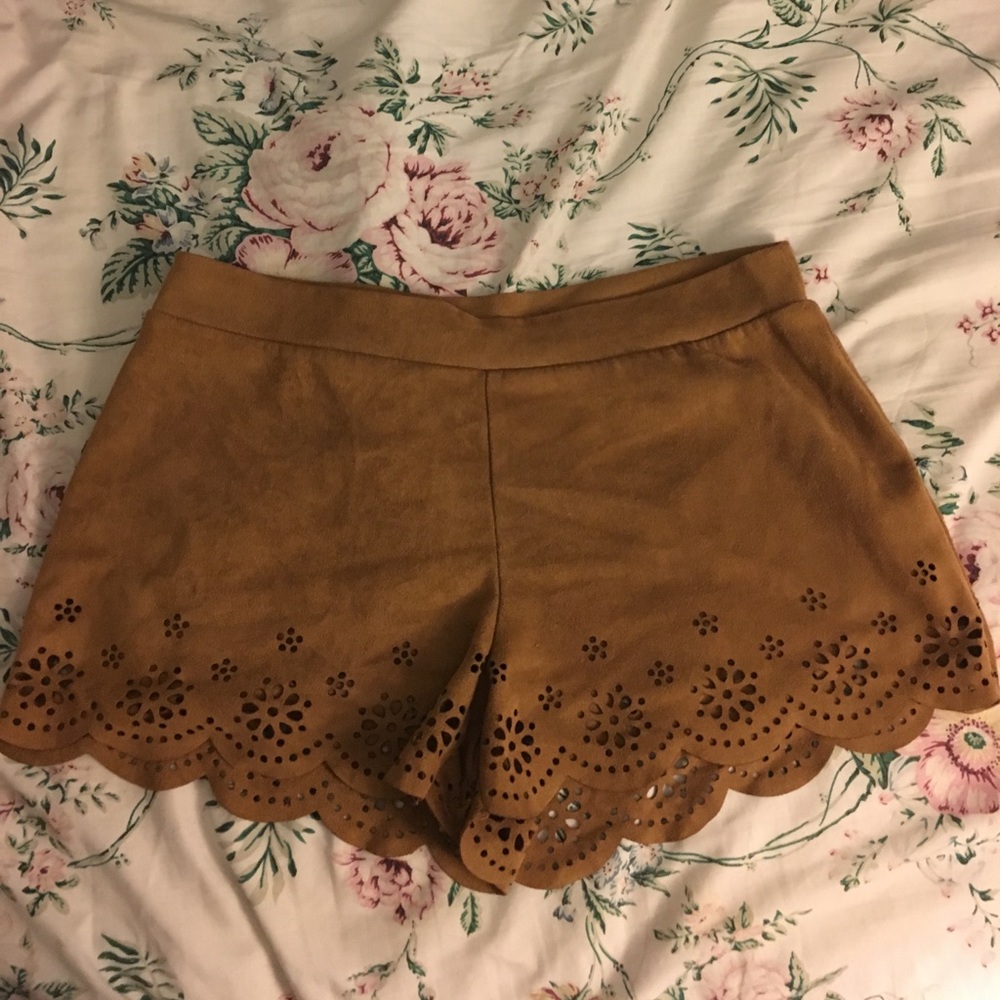 Suede like shorts