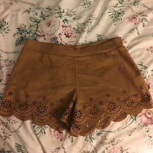 Suede like shorts