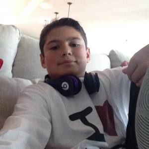 Meet your Posher, Gillan