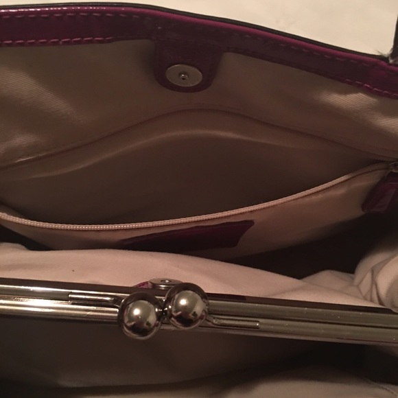 ❌SOLD❌ Coach® signature tan with pink stripe bag - Picture 6 of 6