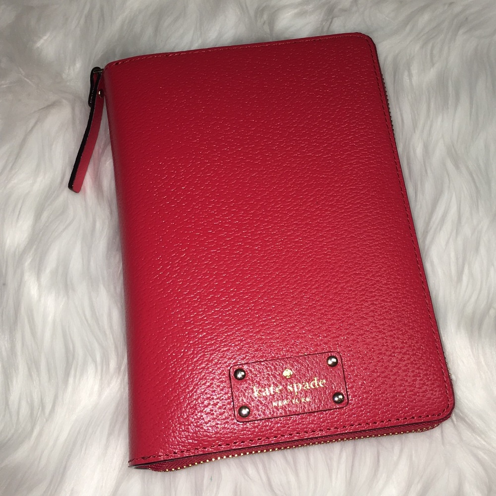Kate Spade ♠️ Wellesley Zip Around Planner
