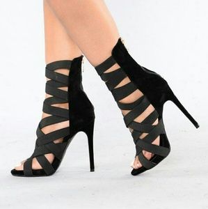 Cape Robbin Heel Sandals-Black