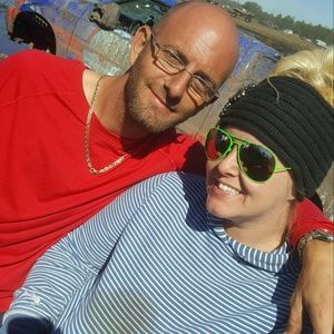 Meet your Posher, Monique