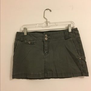 Olive green mini skirt! Size 8