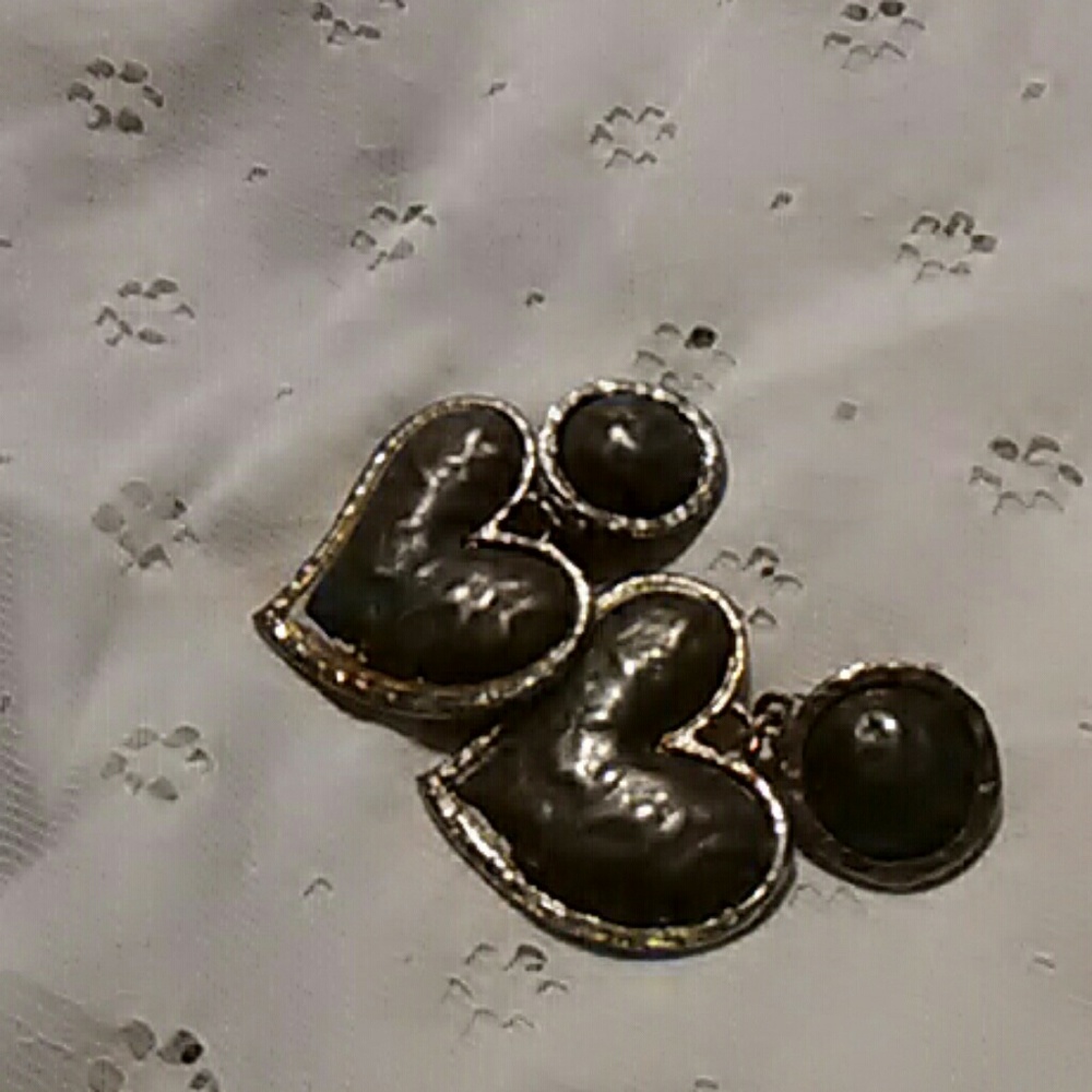 Vintage heart clip earrings