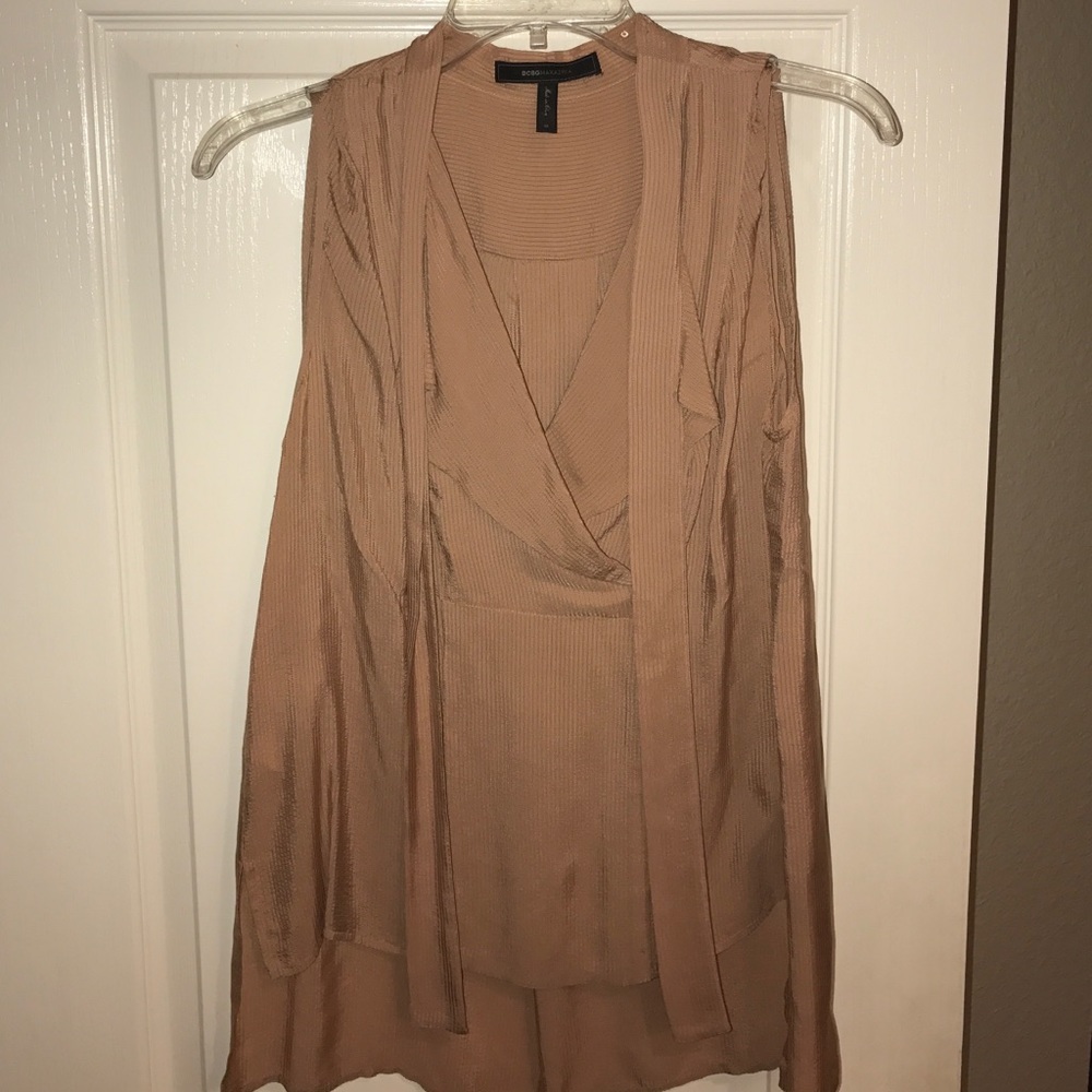 BCBG Maxazria sleeveless blouse, med