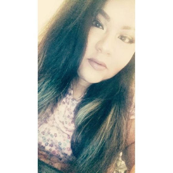 Meet your Posher, Crystal - Picture 1 of 1