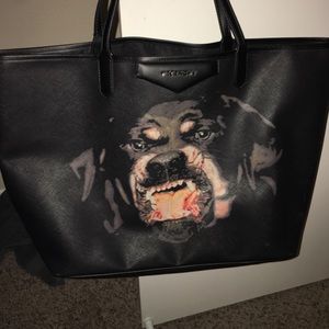 *1 hour sale* Large givenchy Rottweiler bag