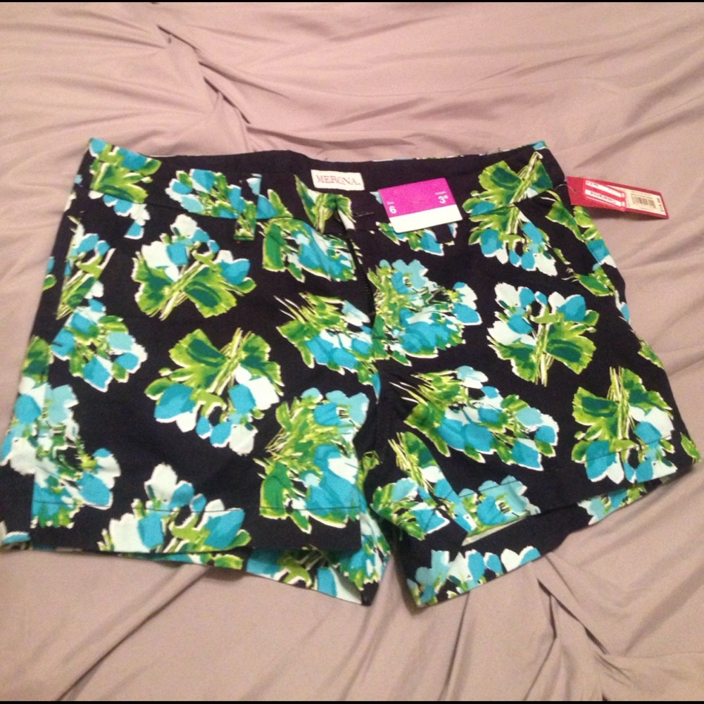 Merona size 6 3" seam shorts. Never worn!