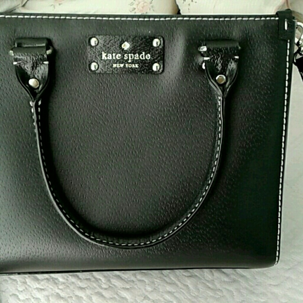 Kate Spade wellesley quinn crossbody
